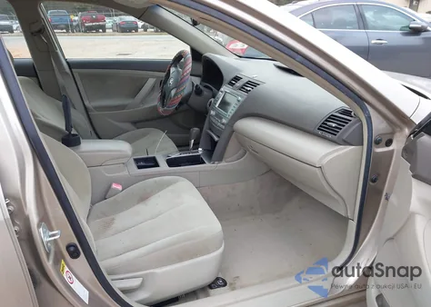 2007 Toyota Camry Hybrid z USA, uszkodzony, nr VIN JTNBB46KX73033580